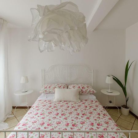 Casa Marisa Apartment Sirmione Luaran gambar